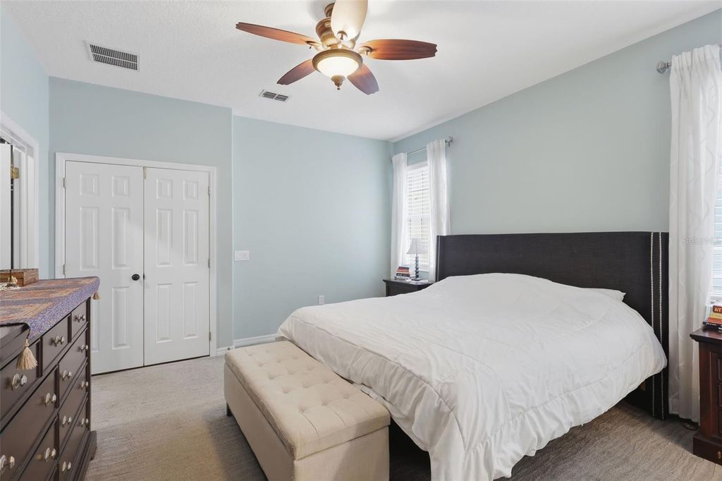 Image 18 of property listing at 9552 PICCADILLY SKY WAY, Orlando, FL 32827
