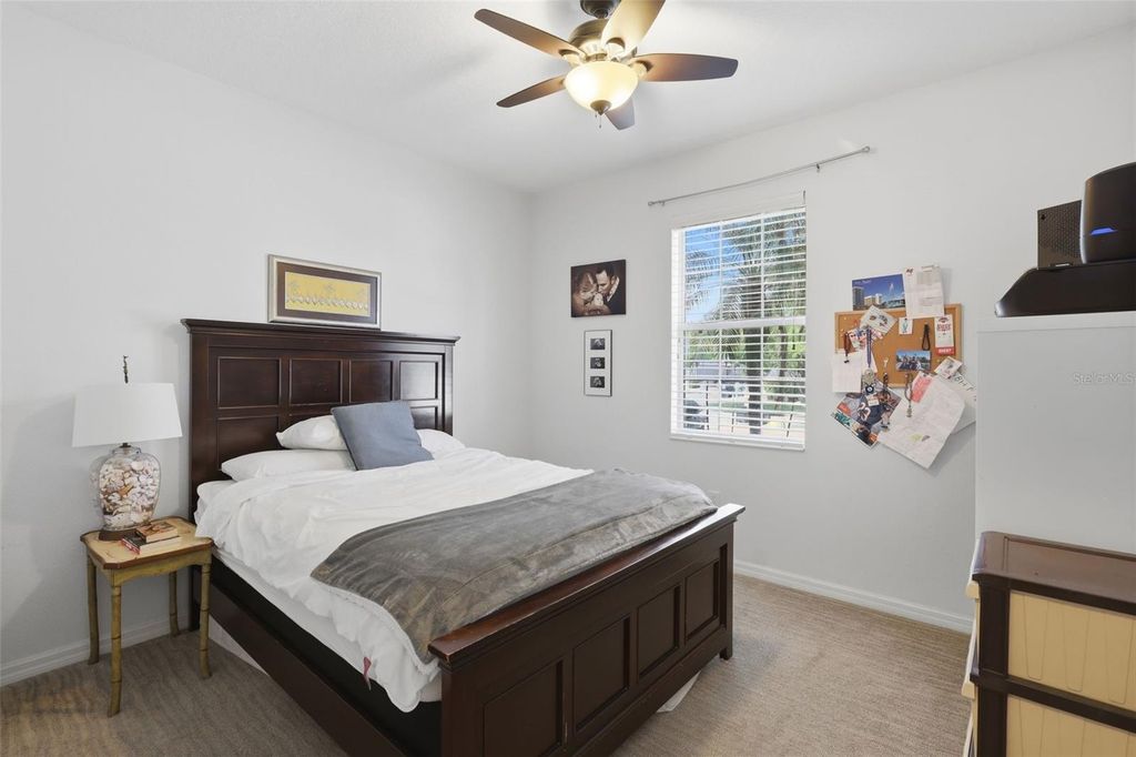 Image 23 of property listing at 9552 PICCADILLY SKY WAY, Orlando, FL 32827