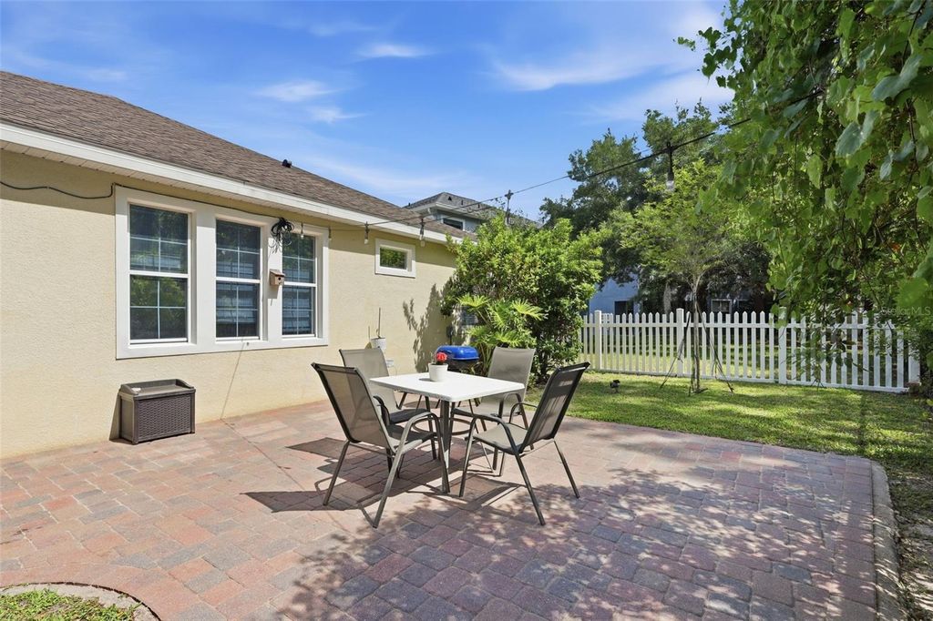 Image 30 of property listing at 9552 PICCADILLY SKY WAY, Orlando, FL 32827