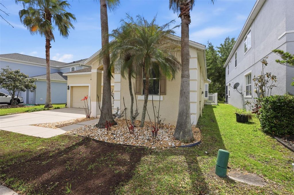Image 34 of property listing at 9552 PICCADILLY SKY WAY, Orlando, FL 32827