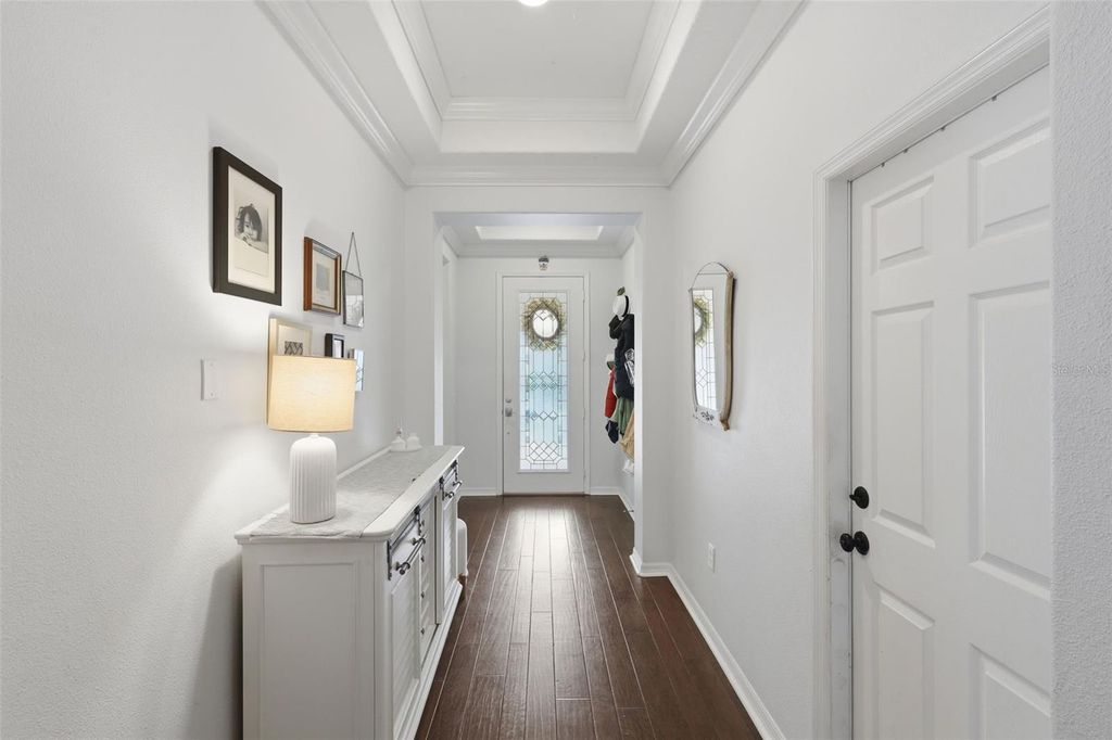 Image 5 of property listing at 9552 PICCADILLY SKY WAY, Orlando, FL 32827