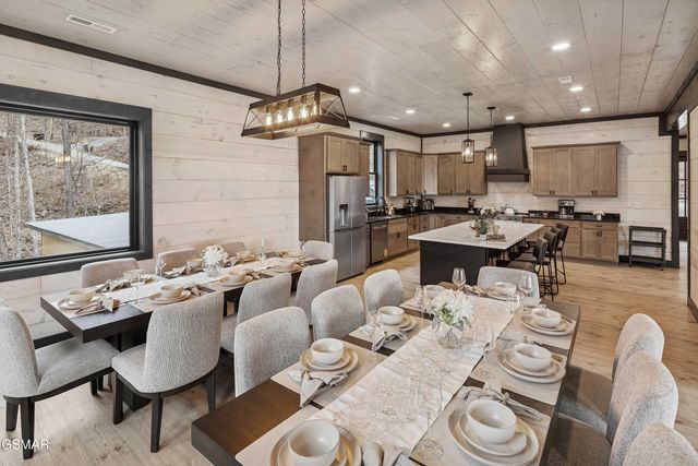 1257 Bavarian Way, Gatlinburg, TN 37738