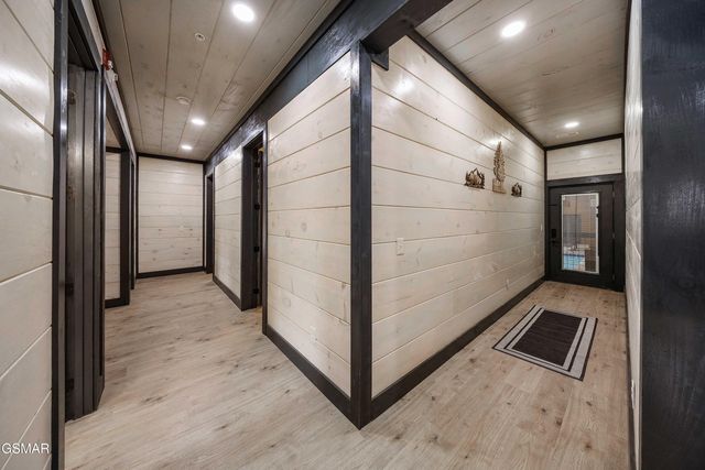 1257 Bavarian Way, Gatlinburg, TN 37738