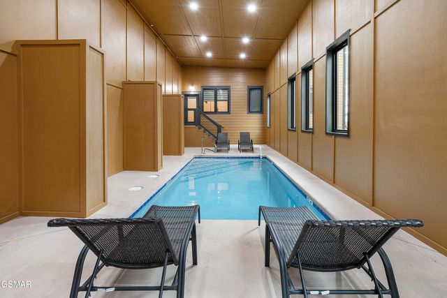 1257 Bavarian Way, Gatlinburg, TN 37738