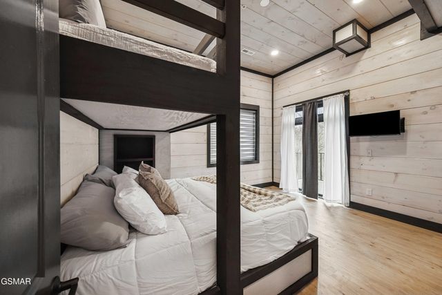 1257 Bavarian Way, Gatlinburg, TN 37738