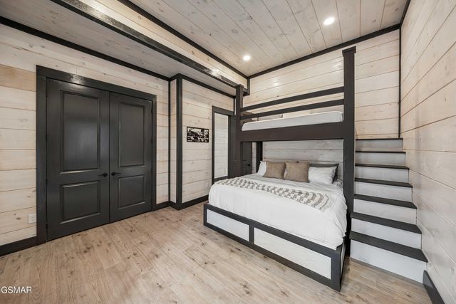 1257 Bavarian Way, Gatlinburg, TN 37738