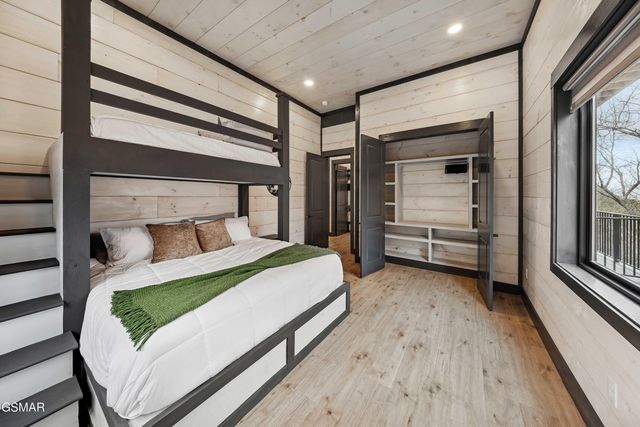 1257 Bavarian Way, Gatlinburg, TN 37738