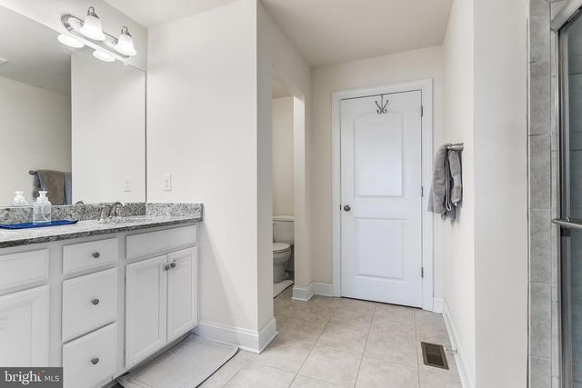 17 SKYLAR CIR, Media, PA 19063