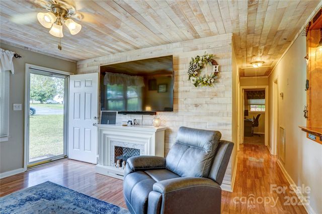 206 Winona Avenue, Kannapolis, NC 28081