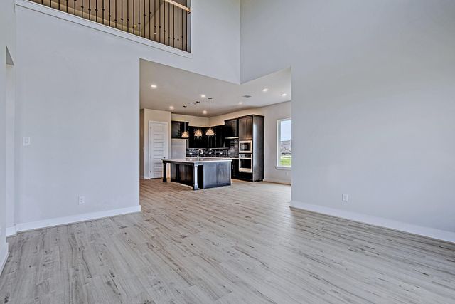 177 Peninsula Point Drive, Montgomery, TX 77356