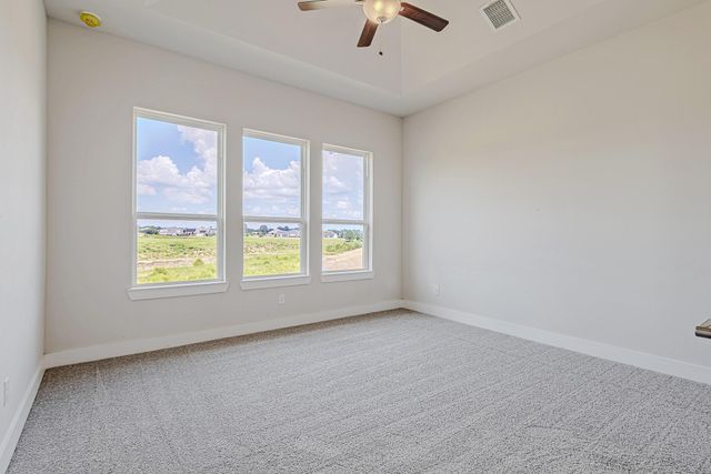 177 Peninsula Point Drive, Montgomery, TX 77356