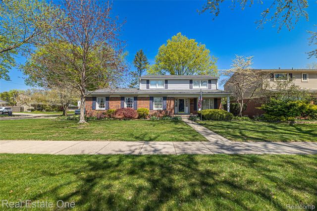 25574 Wilson Drive, Dearborn Heights, MI 48127