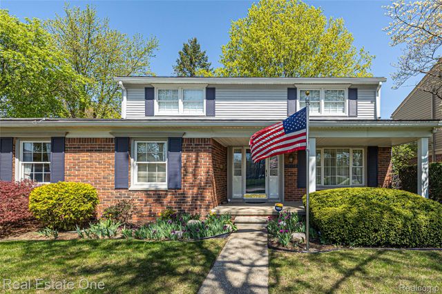 25574 Wilson Drive, Dearborn Heights, MI 48127