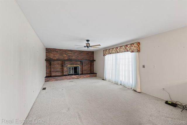 25574 Wilson Drive, Dearborn Heights, MI 48127