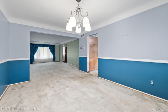 25574 Wilson Drive, Dearborn Heights, MI 48127