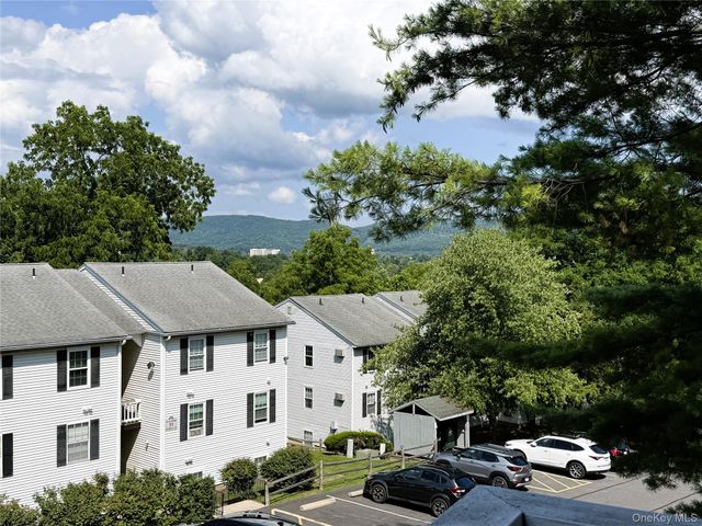 21 Lexington Hill 3, Harriman, NY 10926