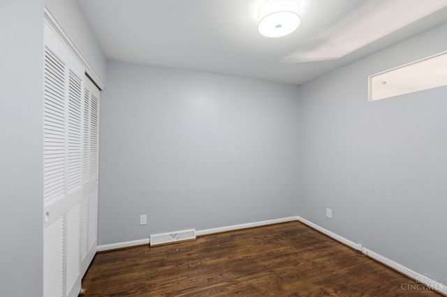 11662 Sharonwoods Court, Cincinnati, OH 45241