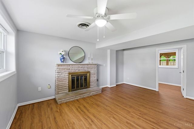 11662 Sharonwoods Court, Cincinnati, OH 45241