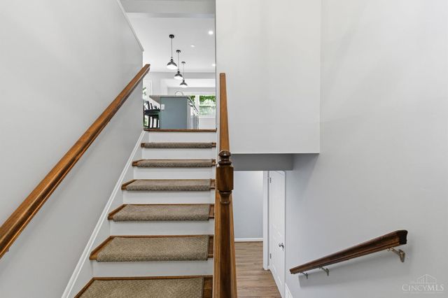 11662 Sharonwoods Court, Cincinnati, OH 45241