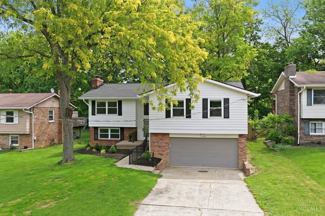 11662 Sharonwoods Court, Cincinnati, OH 45241