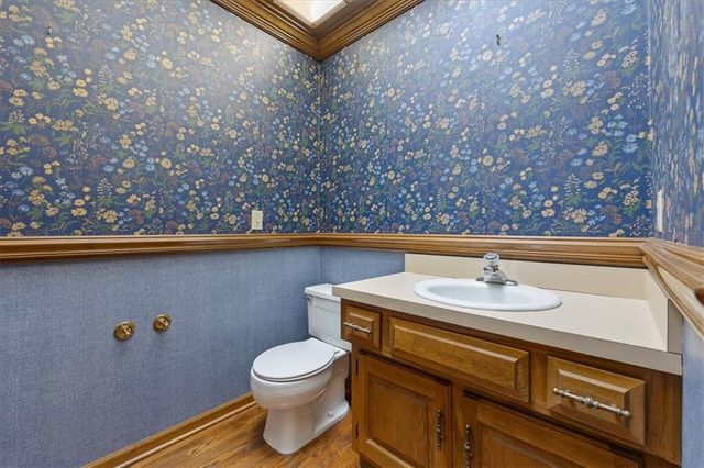 10263 Garnett Street, Overland Park, KS 66214