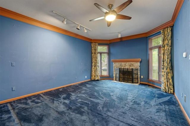 10263 Garnett Street, Overland Park, KS 66214