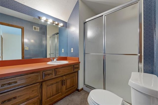 10263 Garnett Street, Overland Park, KS 66214