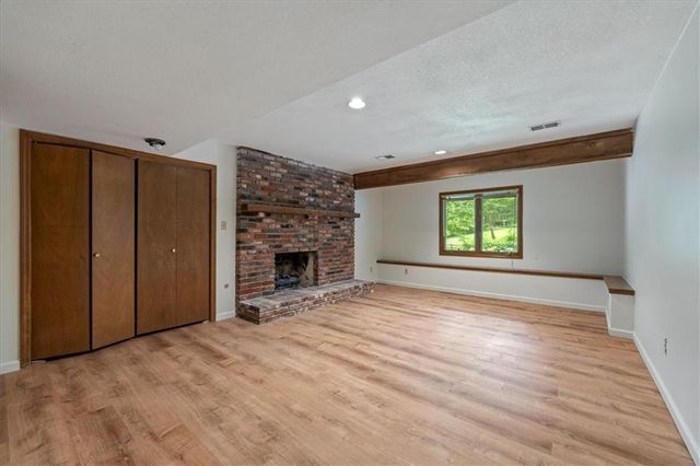 10263 Garnett Street, Overland Park, KS 66214