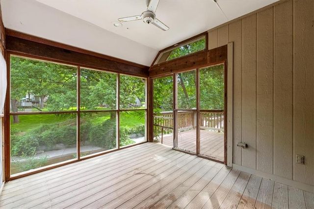 10263 Garnett Street, Overland Park, KS 66214