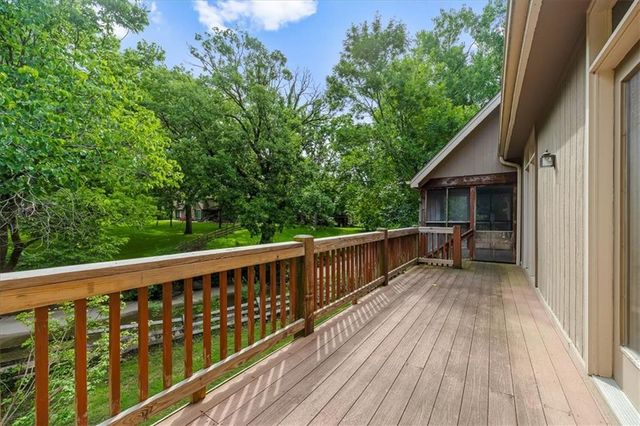 10263 Garnett Street, Overland Park, KS 66214