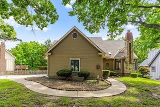 10263 Garnett Street, Overland Park, KS 66214