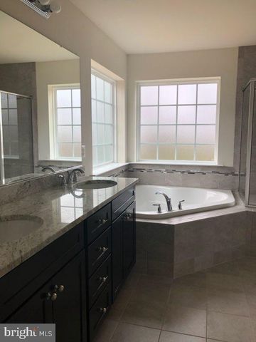 4506 WYCLIFFE LN, Fort Washington, MD 20744