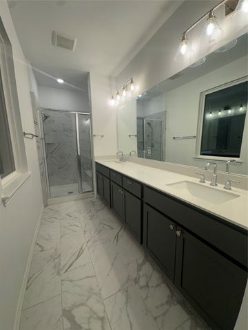 9805 Michael Irvin Street, Irving, TX 75063