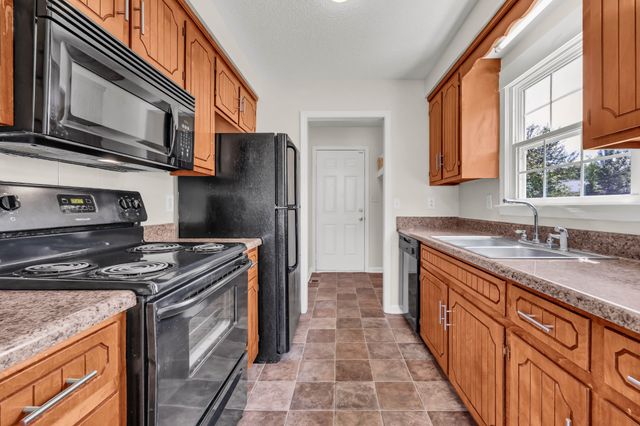 577 Kathryn Ct, Clarksville, TN 37042