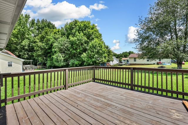 577 Kathryn Ct, Clarksville, TN 37042