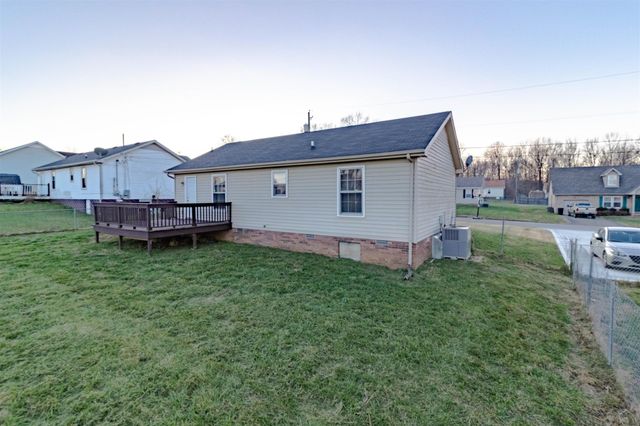 577 Kathryn Ct, Clarksville, TN 37042
