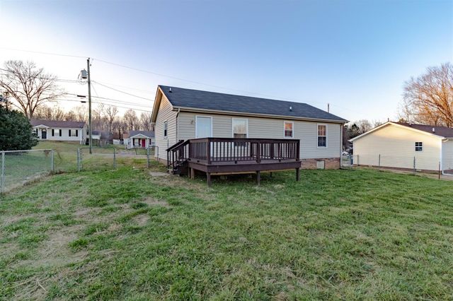 577 Kathryn Ct, Clarksville, TN 37042