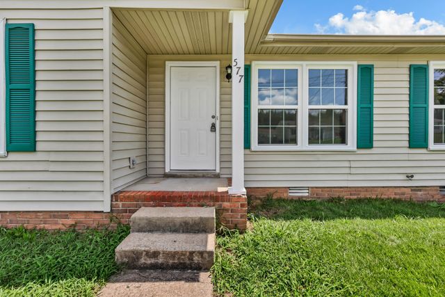 577 Kathryn Ct, Clarksville, TN 37042