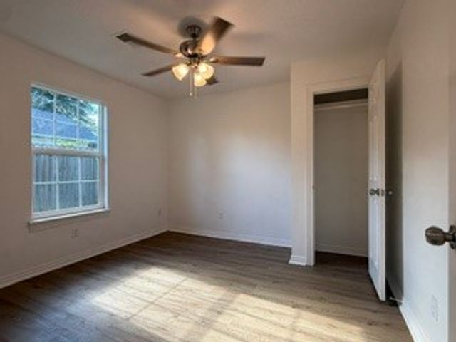 1404 Michael Lane, Siloam Springs, AR 72761