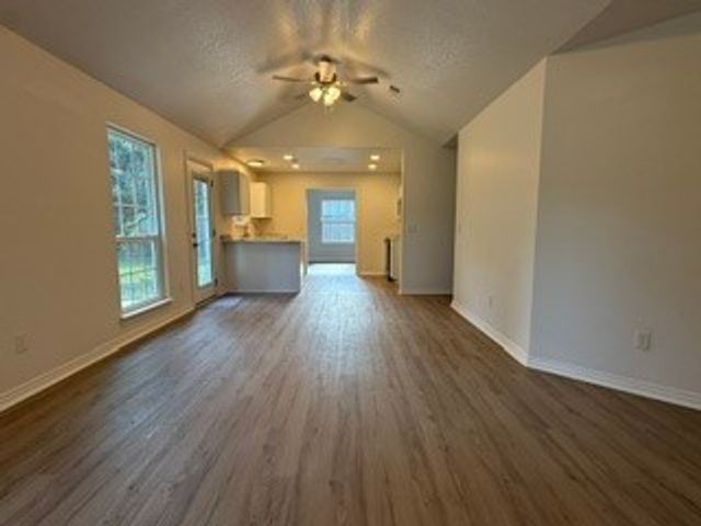 1404 Michael Lane, Siloam Springs, AR 72761