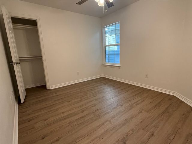 1404 Michael Lane, Siloam Springs, AR 72761