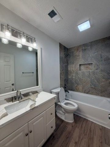 1404 Michael Lane, Siloam Springs, AR 72761