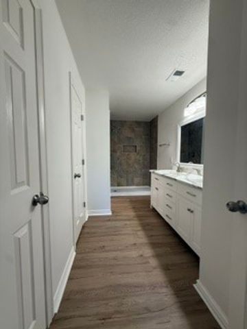 1404 Michael Lane, Siloam Springs, AR 72761