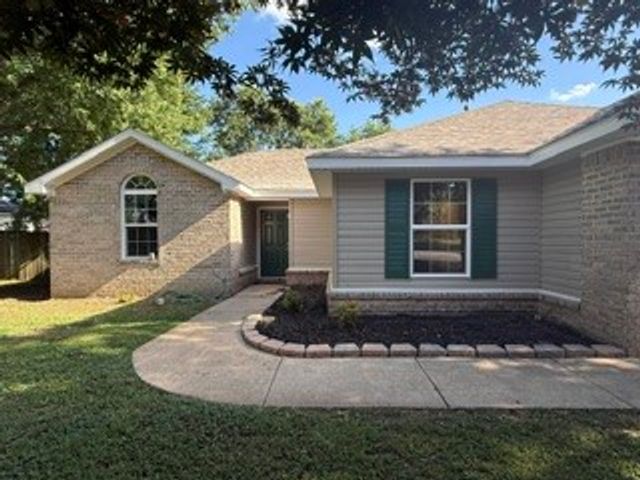 1404 Michael Lane, Siloam Springs, AR 72761
