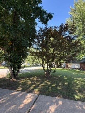 1404 Michael Lane, Siloam Springs, AR 72761