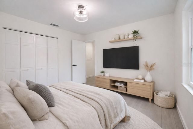 104 N GLENWOOD AVENUE, Orlando, FL 32803