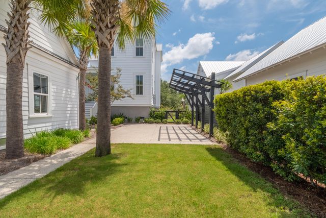 5738 Kiawah River Drive, Johns Island, SC 29455
