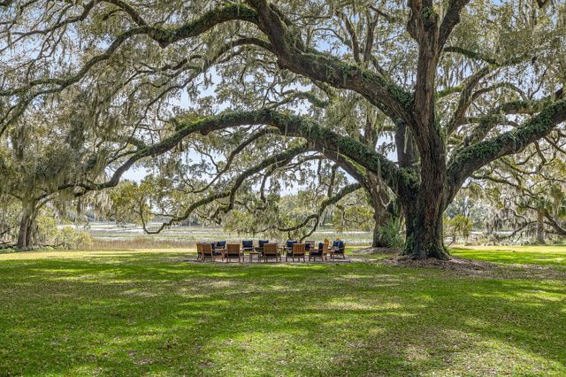 5738 Kiawah River Drive, Johns Island, SC 29455