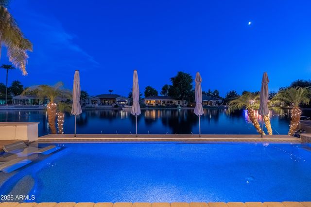 445 E LYNX Way, Chandler, AZ 85249