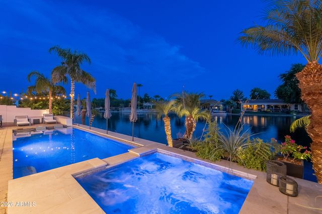 445 E LYNX Way, Chandler, AZ 85249